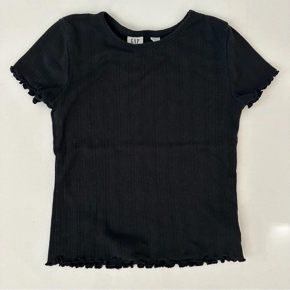 GAP Black Ribbed Top with Ruffled Edges Size S